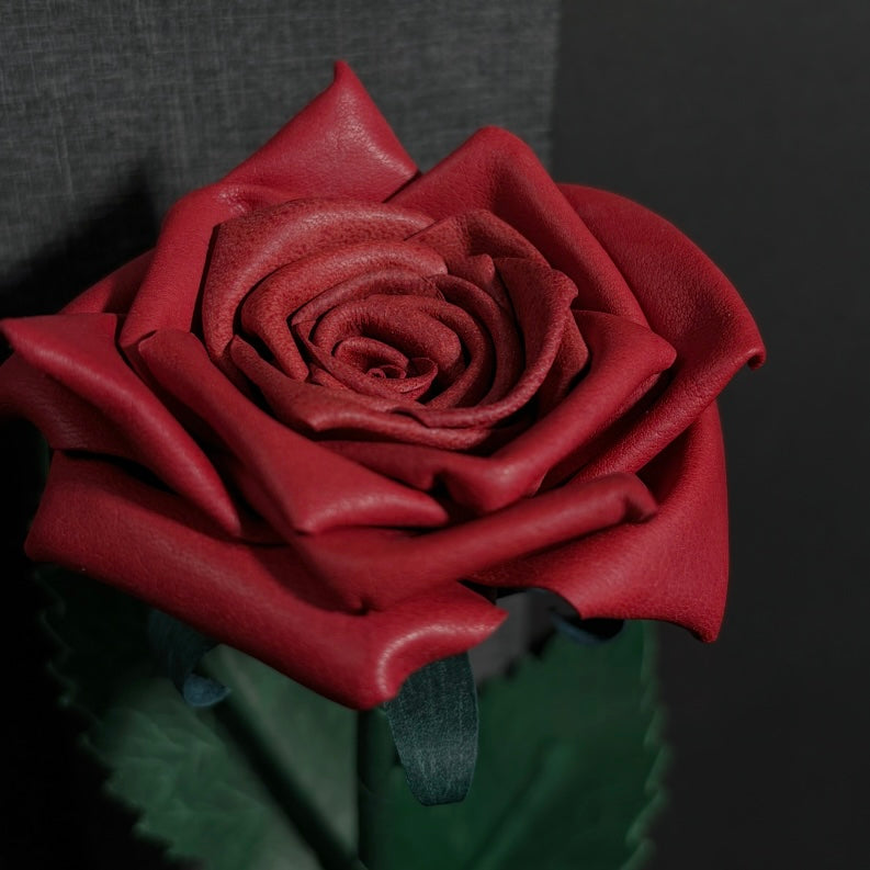 Leather Rose - Rouge